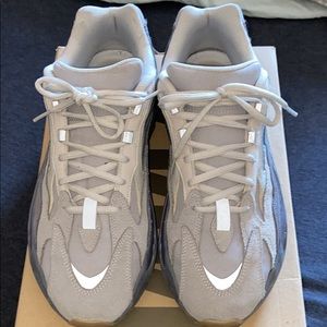 Yeezy 700 Boost Tephra SZ 11